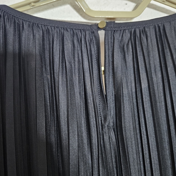 H&M Black Pleated 3/4 Sleeve Elastic Waist Dress XXL - Picture 5 of 10